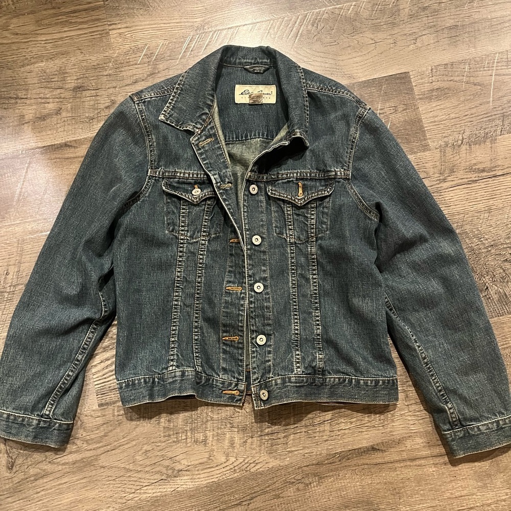 Eddie Bauer Medium Blue Denim Jacket - Picture 3 of 3